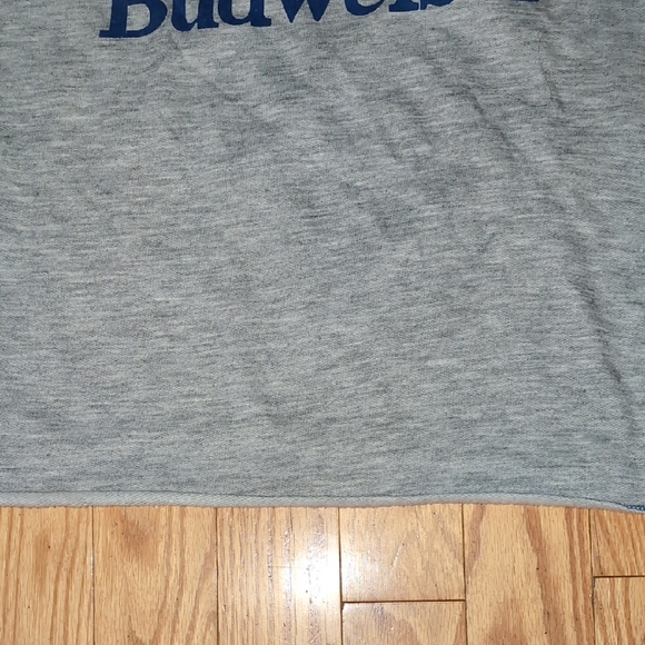 Budweiser Gray Crop Top - Picture 4 of 7